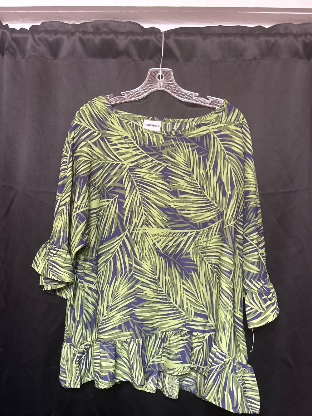 Bon Worth Green Palm Print Blouse